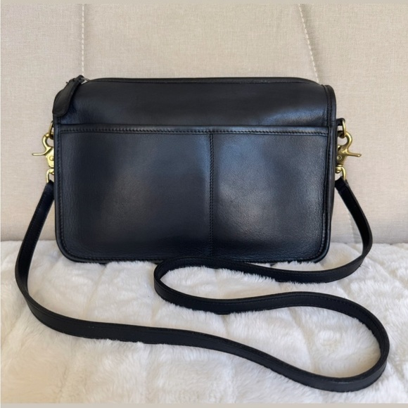 VINTAGE COACH Black Leather Companion Shoulder / Crossbody Bag Made In USA - Picture 1 of 16